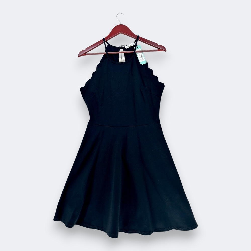 Nine Britton Women Niya Scallop Detail Knit Dress L Black Halter Fit Flare LBD